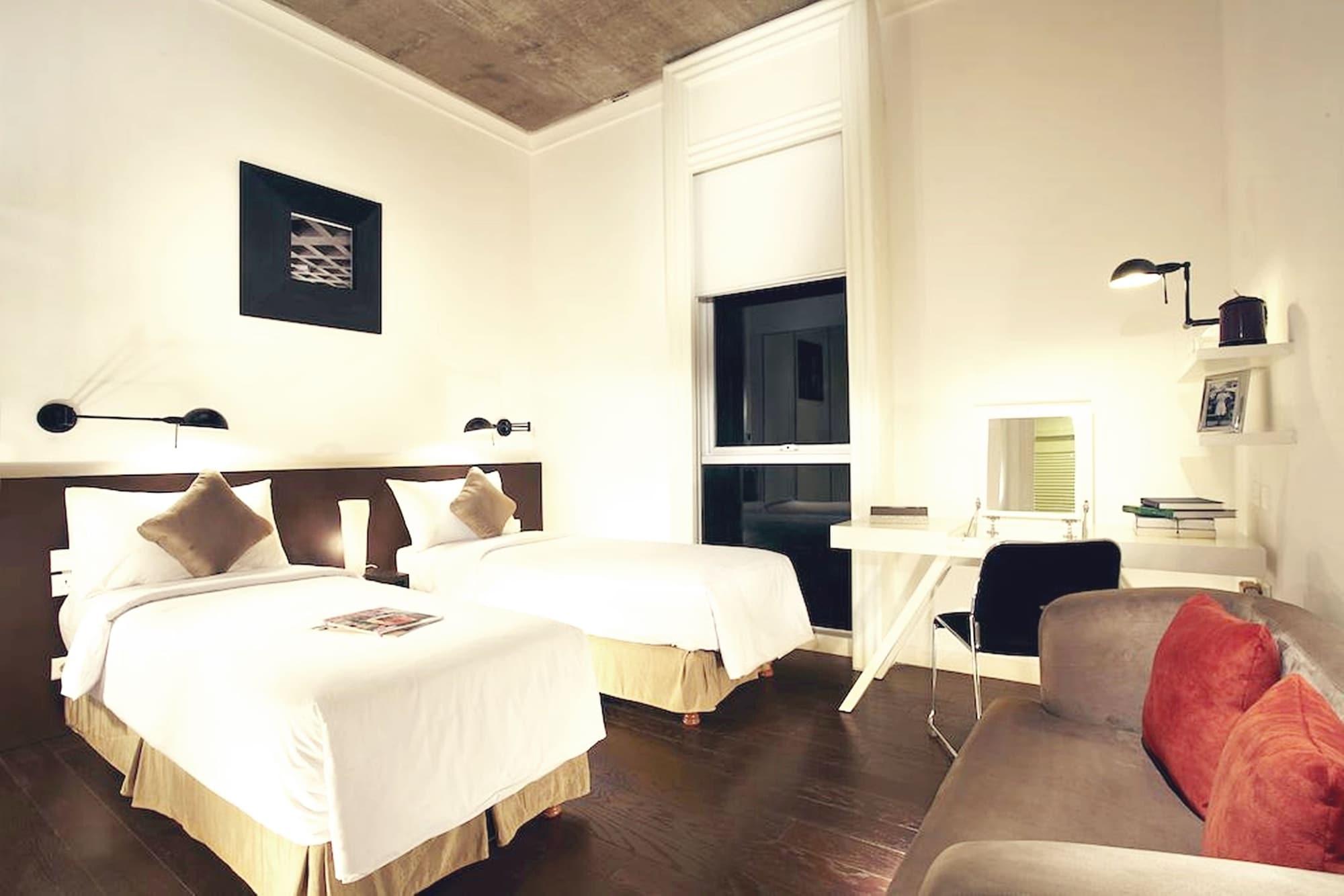 Morrissey Hotel Джакарта Экстерьер фото